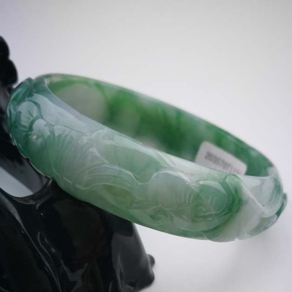 NATURE BEAUTIFUL CARVING GRADE A GREEN JADE JADEITE BRACELET BANGLE 57MM #A1121 - Picture 2 of 9